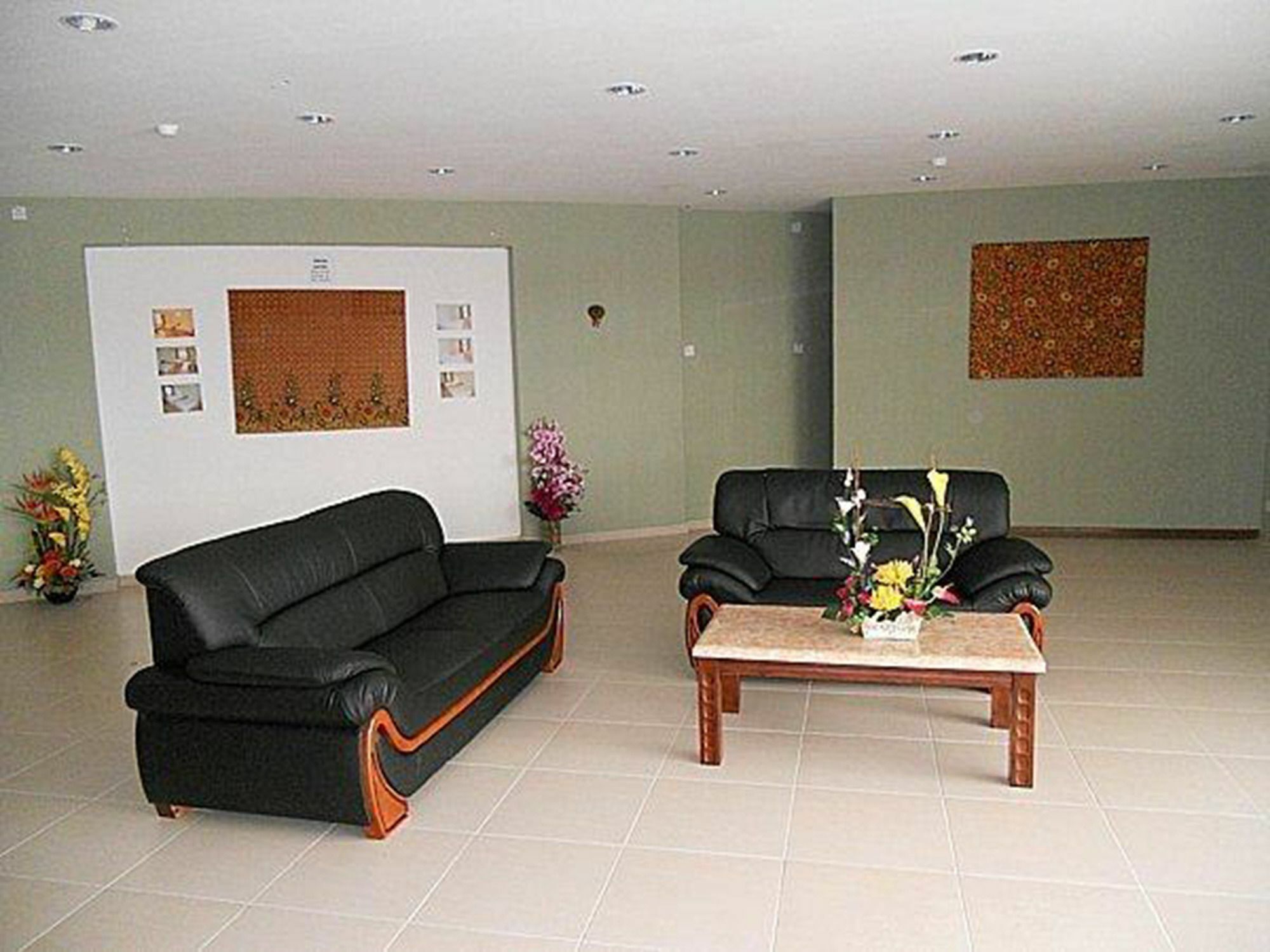 Fresh Hotel Bercham ايبوه المظهر الخارجي الصورة